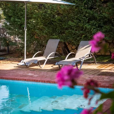 George, Corfu ヴィラ *