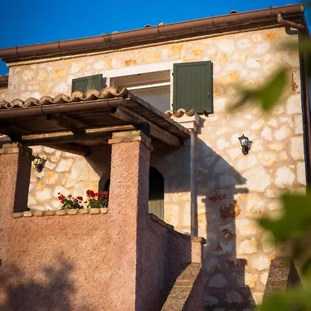 George, Corfu Villa Pouládes