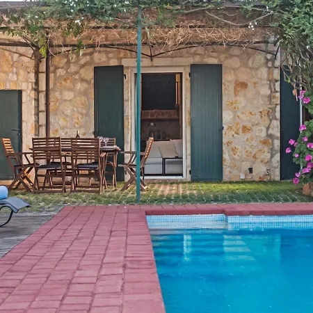 Villa George, Poulades Corfu Vila